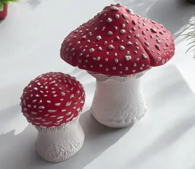 Dried Amanita muscaria Amanita ceramic pot candle — big pot